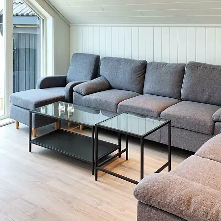 Holiday Iii Holiday home Mosterhamn